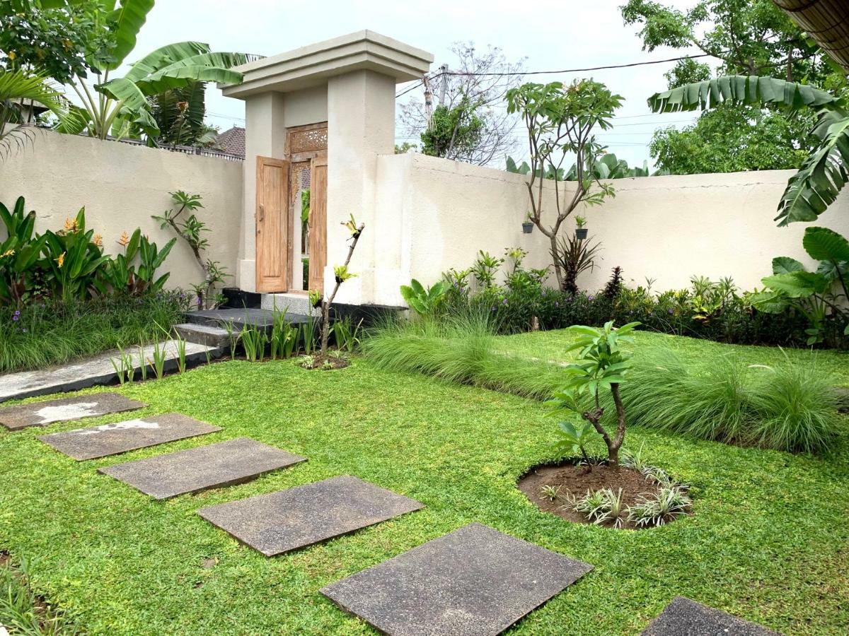 Villa Orked 1 Seminyak  Exterior photo