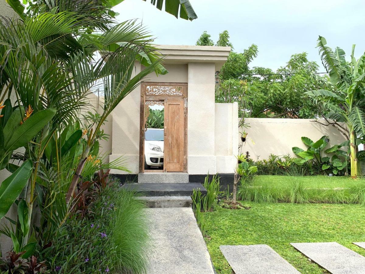 Villa Orked 1 Seminyak  Exterior photo